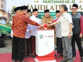 Bupati Jombang launching posko ramah Muktamirin bersama Panlok Muktamar ke-35 NU (Foto: Kominfo)