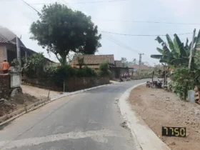 Ruas Jalan Parang-Sayutan Magetan yang dilakukan rehabilitasi berkala (foto: istimewa)