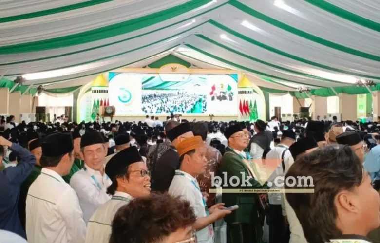 Sidang Pleno I Tata Tertib Muktamar di Aula Serbaguna Pondok Pesantren Bahrul Ulum, Tambakberas, Jombang (foto: blok-a.com/Syahrul Wijaya)