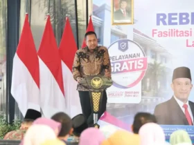 Wakil Ketua Ombudsman Republik Indonesia, Dr. Rahmadi Indra Tektona dalam agenda Rebranding Dukcapil bertajuk "Fasilitasi dalam Pendaftaran Penduduk Melalui Layanan Jemput Bola di Daerah" di Kantor Kecamatan Ajung, Kamis (6/8/2026) (foto: istimewa)