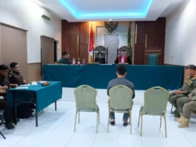 Sidang vonis tipiring penjual miras di Pengadilan Negeri Sidoarjo (foto: istimewa)