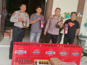 Barang bukti minol berbagai merk yang berhasil diamankan Polres Jombang.(Foto: Humas)
