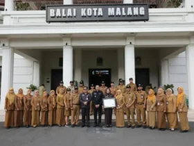 Dispendukcapil Kota Malang Raih Predikat WBBM, Walikota Malang, Wahyu Hidayat Dorong Jadi Inspirasi OPD Lain (foto: dok. Prokopim)