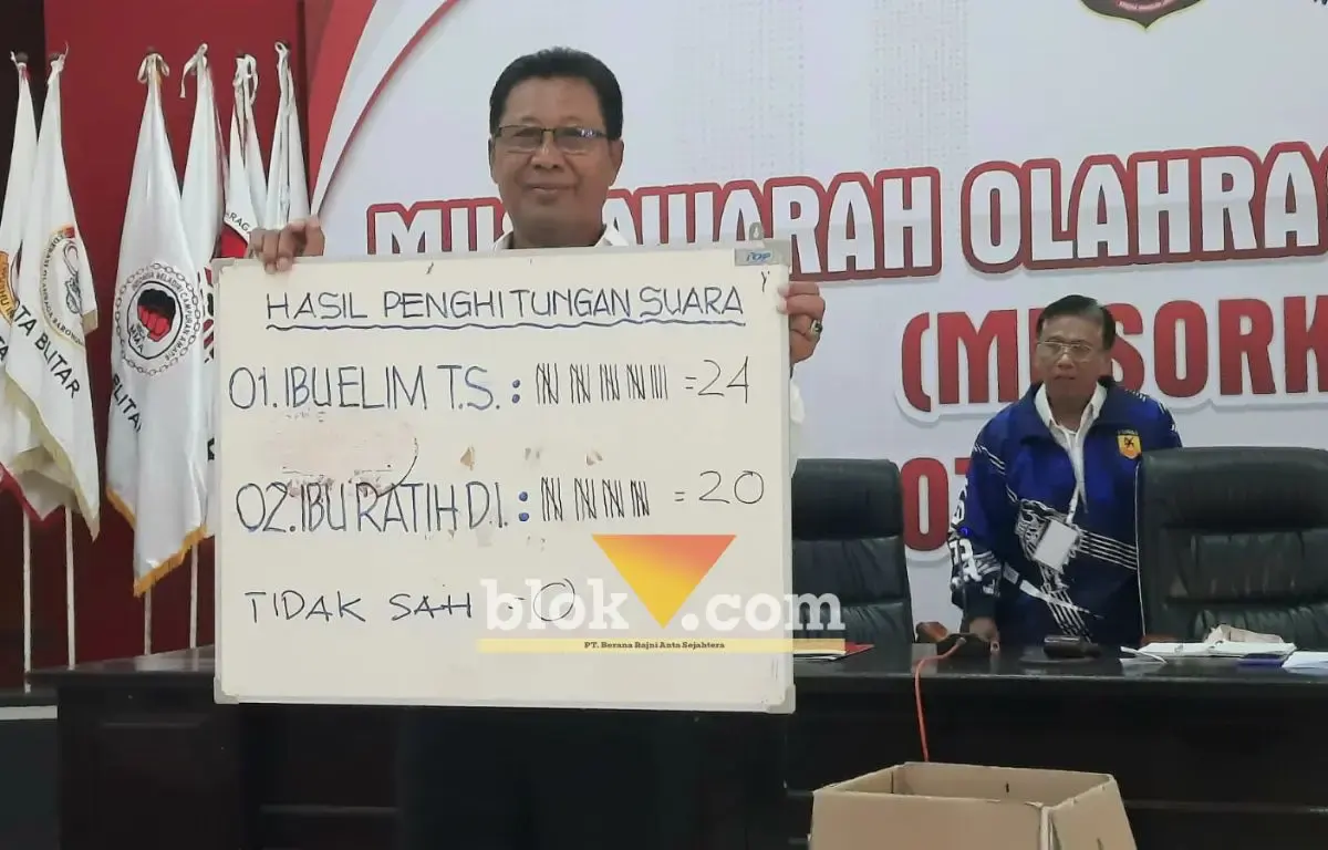Elim Tyu Samba Resmi Pimpin KONI Kota Blitar
