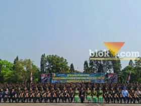 Foto bersama usai giat penutupan Dikmata gelombang II (foto: blok-a.com/Nanda Bagoes)