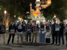 Jurnalis Malang Gelar Doa Bersama untuk Lima Wartawan yang Hilang Kontak Saat Liputan Erupsi Anak Krakatau (blok-a.com / Yogga Ardiawan)