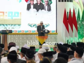KH Miftachul Akhyar, putra kesembilan dari 13 bersaudara, dari pasangan KH Abdul Ghani dan Nyai Hj. Siti Ashfiyah (foto: blok-a.com/Syahrul Wijaya)