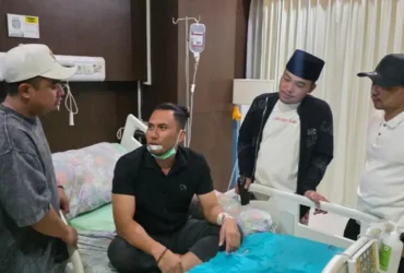 Lerai kericuhan di depan Gedung DPRD Kabupaten Malang, anggota dewan ditanduk hingga terluka (foto: istimewa)