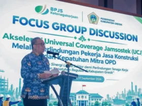 Sekda Gresik, Achmad Washil Miftahul Rachman FGD Akselerasi Universal Coverage Jaminan Sosial Ketenagakerjaan.(ist)
