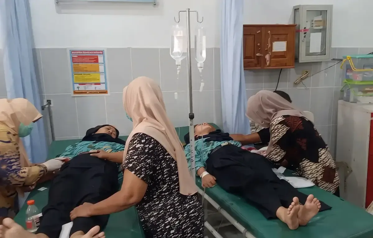 Dinkes Jombang Ambil Sampel Udang Saus Padang Diduga Sebab Keracunan SMPN 1 Kabuh