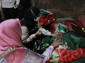 Layanan homecare Pemkab Jember menyasar warga lansia (foto: istimewa)