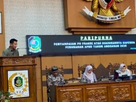 Juru bicara Fraksi Demokrat, Yuliawan Bambang Sukiyanto, saat membacakan Pandangan Umum (PU) dalam rapat paripurna, pada Kamis (25/09/2026) (foto: istimewa)