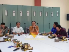 Rapat dengar pendapat Paguyuban Pedagang Benpas Sore dengan Dewan Perwakilan Rakyat Daerah Kota Mojokerto. (foto: blok-a.com/Syahrul Wijaya)