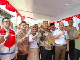 Deputi Bidang Pengawasan Koperasi Kementerian Koperasi RI, Dr. Ir. Herbert H.O. Siagian, M.Sc., saat pemantauan operasional KDKMP Gayaman. (foto: blok-a.com/Syahrul Wijaya)
