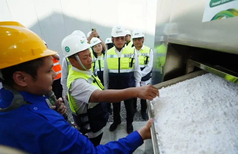 PT Petrokimia Gresik berpeluang menjadi pelopor penerapan teknologi penangkap karbon di Indonesia.(foto: dok. Petro Kimia Gresik)