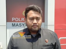 Kasatreskrim Polres Mojokerto kota AKP Muhammad Kevin Ramadhan saat wawancara. (foto: blok-a.com/Syahrul Wijaya)