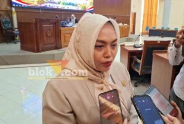 Ketua DPRD Magetan, Riyin Nur Asiyah saat dikonfirmasi (foto: blok-a.com/Nanda Bagoes)