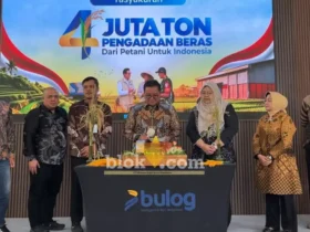 Tasyakuran BULOG atas capaian pengadaan tertinggi sepanjang sejarah BULOG berdiri. (foto: blok-a.com/Syahrul Wijaya)