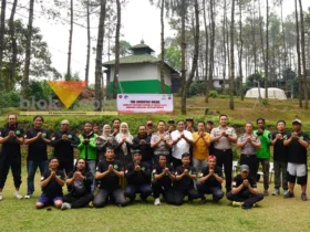 Focus Group Discussion (FGD) Angkutan Online yang membahas payung hukum, perlindungan pekerja transportasi digital, serta peran pengemudi ojol dalam menjaga keamanan dan ketertiban masyarakat (kamtibmas) di Aone Trawas.(blok-a.com/Syahrul Wijaya)