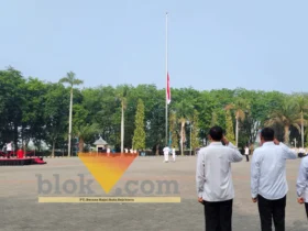 Upacara peringatan Hari Sumpah Pemuda ke-98 di Halaman Kantor Bupati Gresik, Rabu (28/10/2026).(blok-a.com/ivan) Pewarta : Ivan
