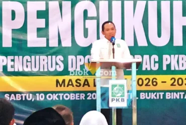 Wakil Ketua DPW PKB Jatim, Thoriqul Haq saat memberi sambutan (foto: Blok-a.com/Nanda Bagoes)