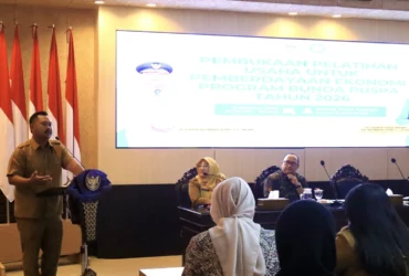 Fandi Akhmad Yani Bupati Gresik terus mendorong pemberdayaan perempuan untuk kemandirian ekonomi.(ist)