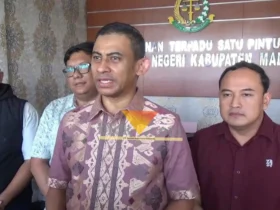 Kepala Kejaksaan Negeri Kabupaten Malang, Dr Fahmi saat menjelaskan penetapan tersangka kasus KUR (blok-a.com / Yogga Ardiawan)