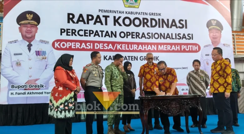 Rapat koordinasi percepatan operasionalisasi KDKMP yang berlangsung di Gedung WEP, Kamis (22/10/2026).(blok-a.com/ivan)